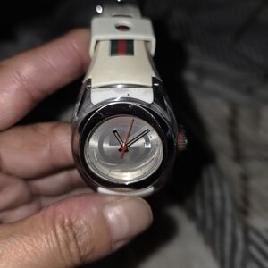 Gucci White and Silver Smartwatch